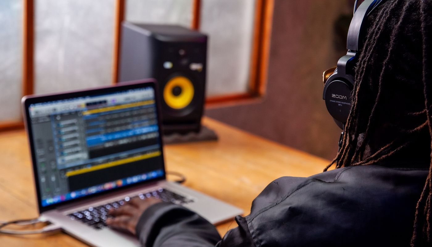 V3 Vocal Processor | ZOOM