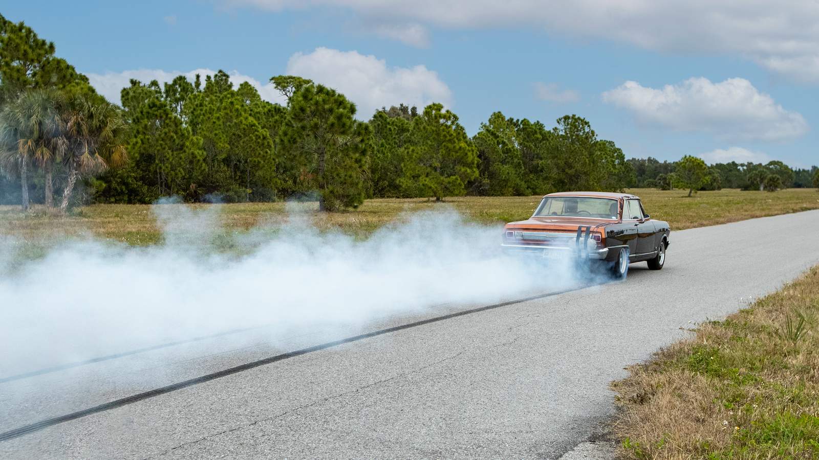 Car being recorded with a 32-Bit Float recorder